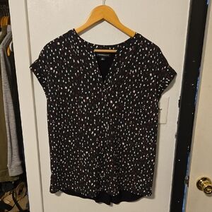 Black Confetti Print Short Sleeve Blouse